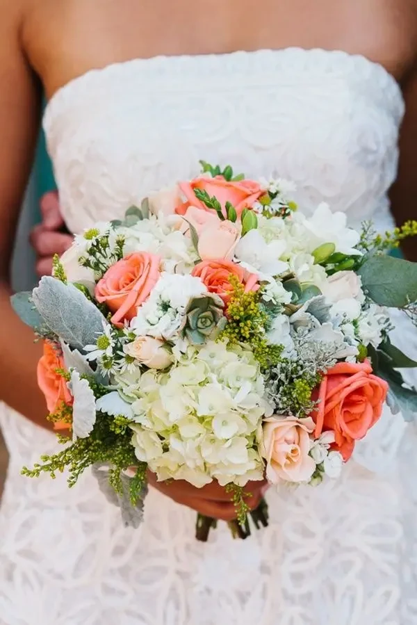 How to make your own flower arrangement!